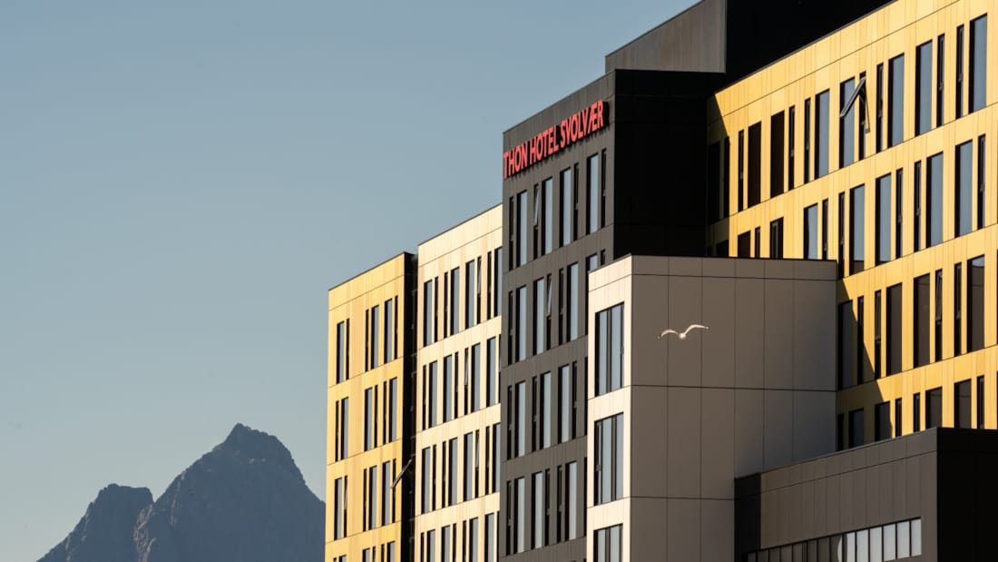 thon-hotel-svolvar-fasade-6